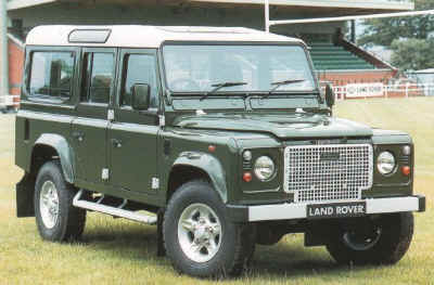 LandRover Defender.jpg (57816 Byte)