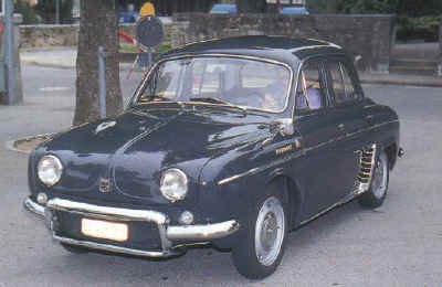 Renault Dauphine.jpg (36889 Byte)